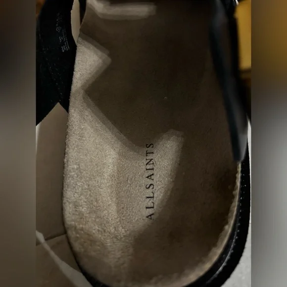 ALLSAINTS Isla buckle-detail sandals - Picture 8 of 9